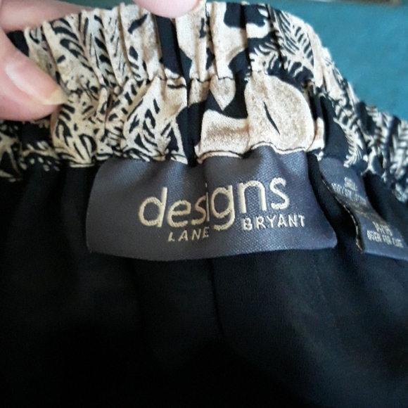 Side zip, elastic back skirt - Picture 3 of 3